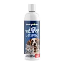 Fancy Paws Aloe Vera Bal ve Papatya Özlü Hipoalerjenik Kedi Köpek Şampuanı 250 ml